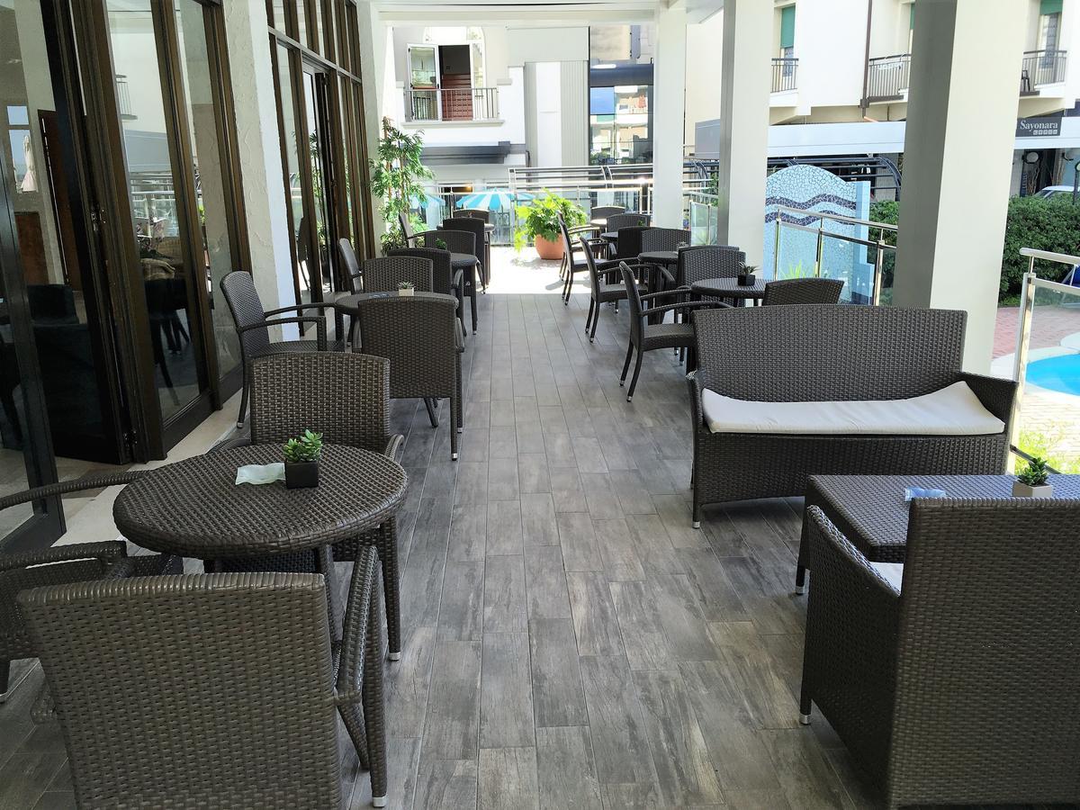 Hotel Excelsior Cattolica Eksteriør billede