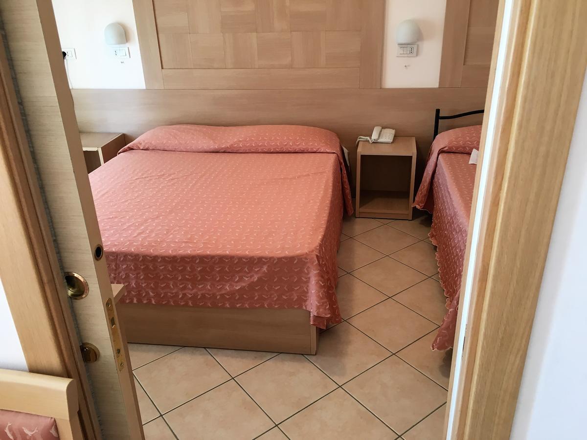 Hotel Excelsior Cattolica Eksteriør billede