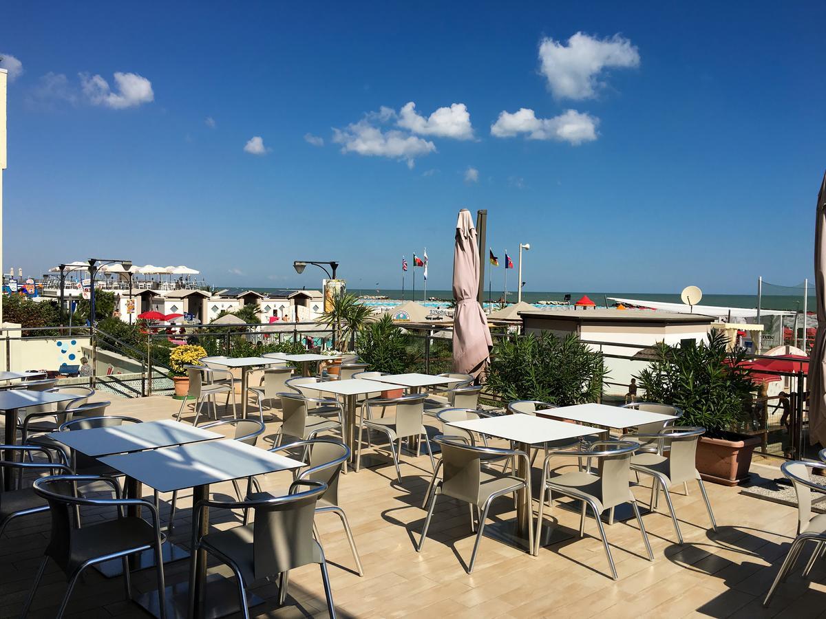 Hotel Excelsior Cattolica Eksteriør billede