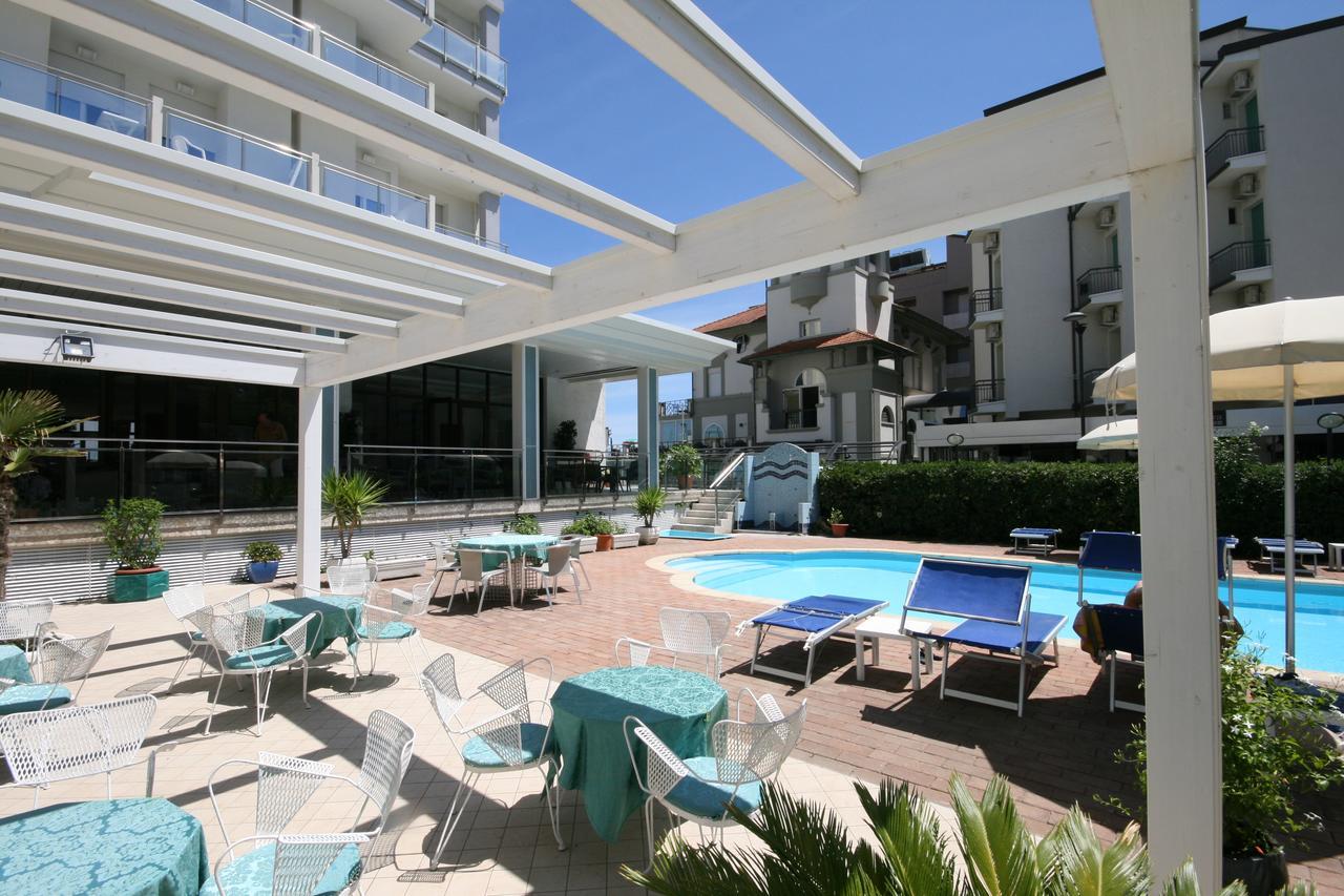 Hotel Excelsior Cattolica Eksteriør billede