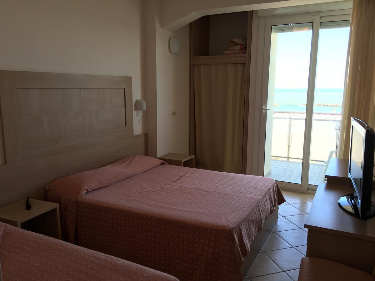 Hotel Excelsior Cattolica Eksteriør billede