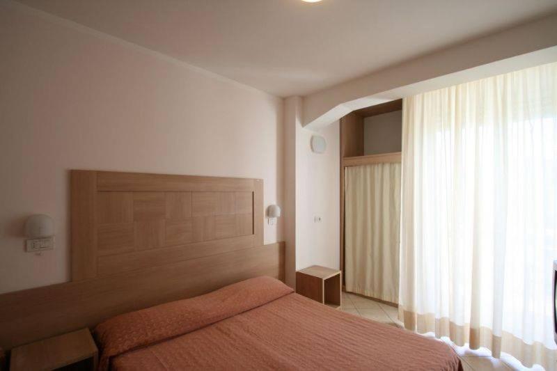 Hotel Excelsior Cattolica Eksteriør billede